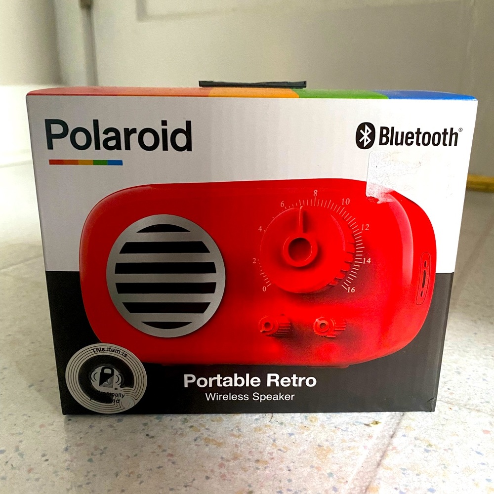 Polaroid Portable Retro Bluetooth Speaker